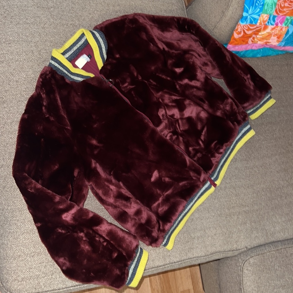 Barber faux fur burgundy jacket women’s sz L